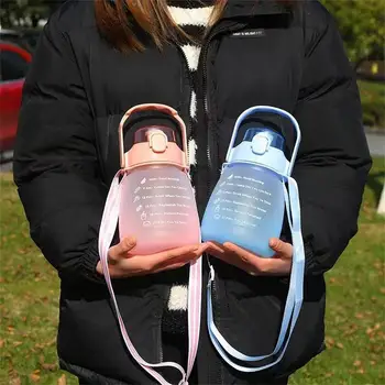 1.3 L Büyük Kapasiteli Spor Şişeleri Yüksek Sıcaklık Zaman Ölçeği Buzlu Saman Fincan Açık Öğrenci içme şişesi Çıkartmalar ile