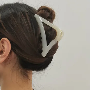 Katı Saç Pençe Zarif Üçgen Saç Klipleri Pençeleri Kore Şeker Renk Tokalar Barrette Şapkalar Kadın Kızlar saç aksesuarları